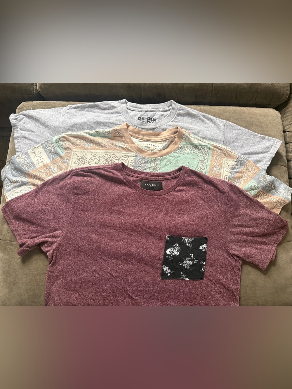 PacSun Men's 3 T-shirt Bundle Maroon Paisley and gray All in EUC like new
